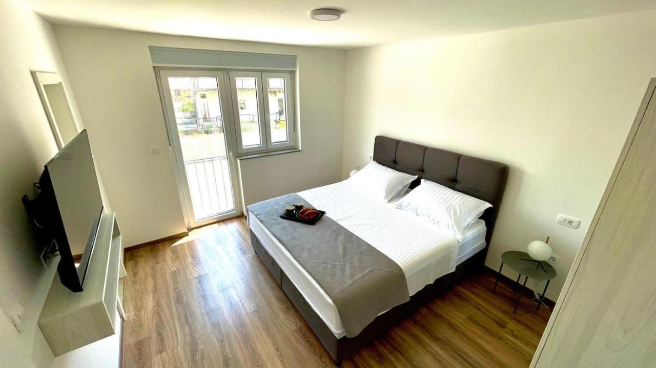 Studio Apartmani Kaja I Iva Sinj Esterno foto
