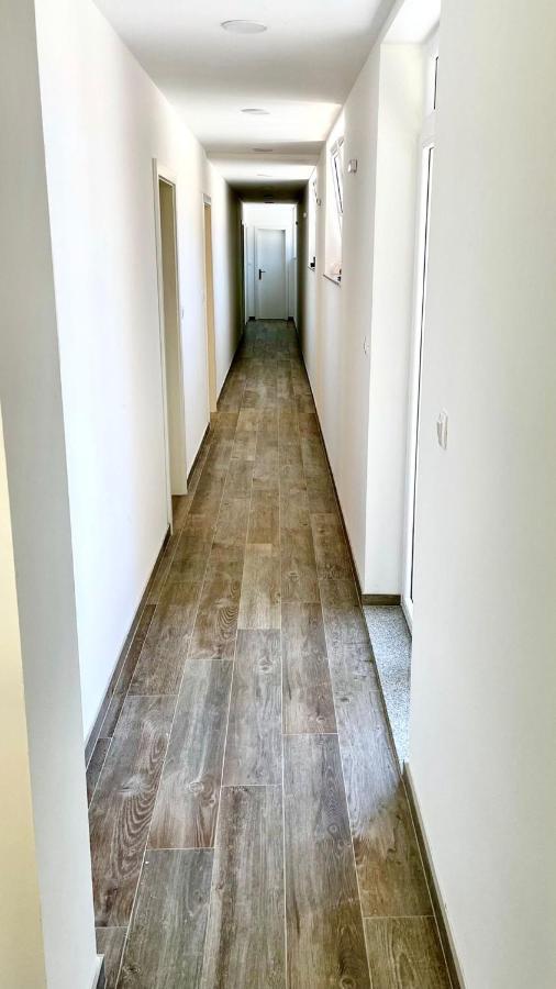 Studio Apartmani Kaja I Iva Sinj Esterno foto