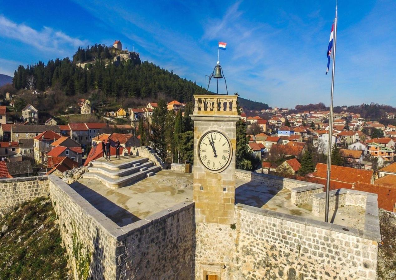 Studio Apartmani Kaja I Iva Sinj Esterno foto